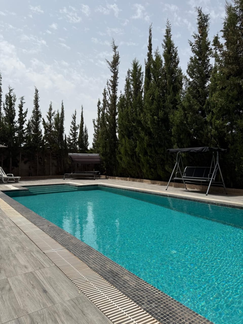 Swimming pool, Swimming pool