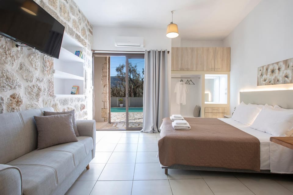Casa Di Pietra House in Peloponnese, Western Greece and the Ionian