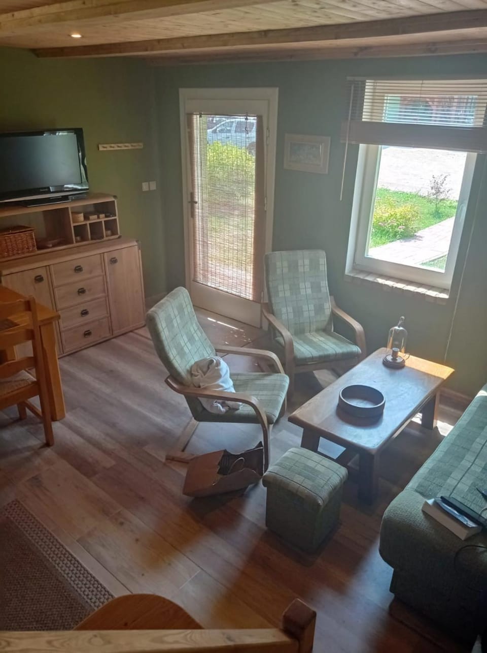 Seating area