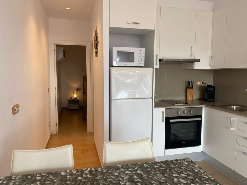 Kitchen or kitchenette, pet friendly, toaster