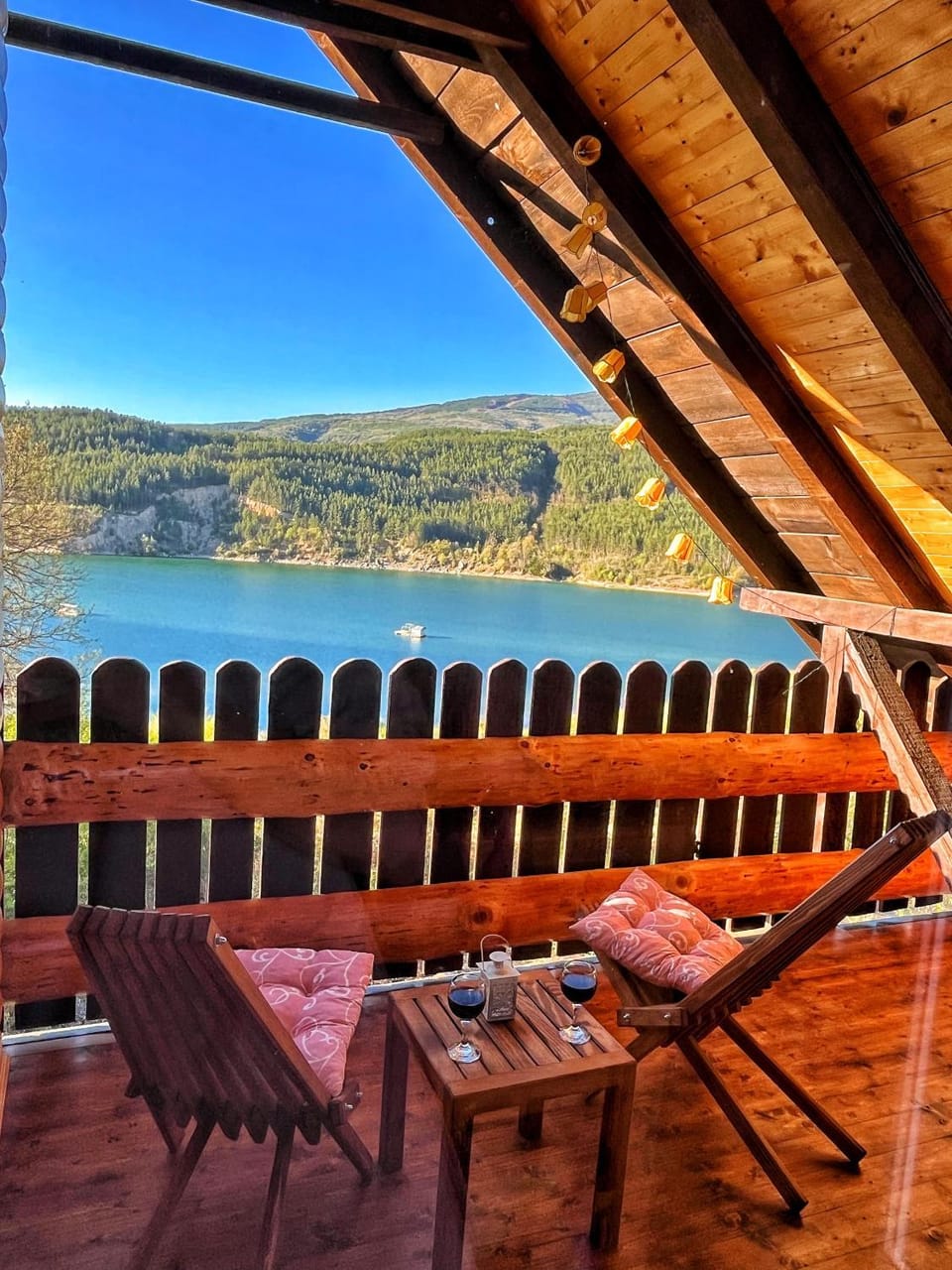Patio, Natural landscape, View (from property/room), Balcony/Terrace, Seating area, Mountain view
