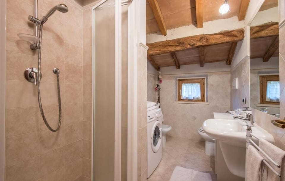 Agriturismo Biofattoria l'Upupa Apartment in Tuscany