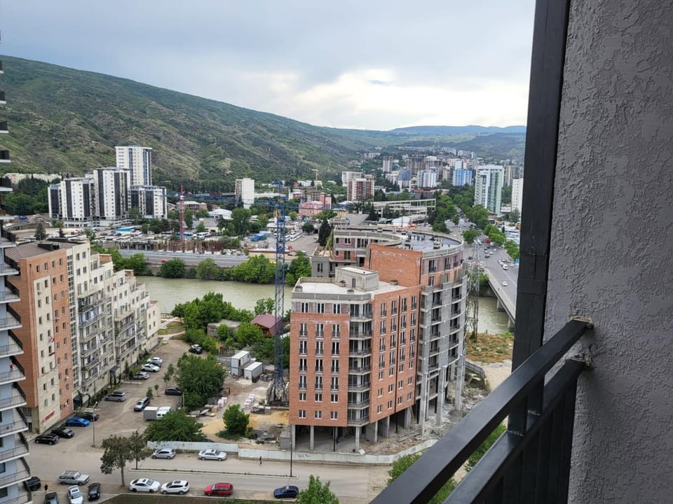 City view, Mountain view