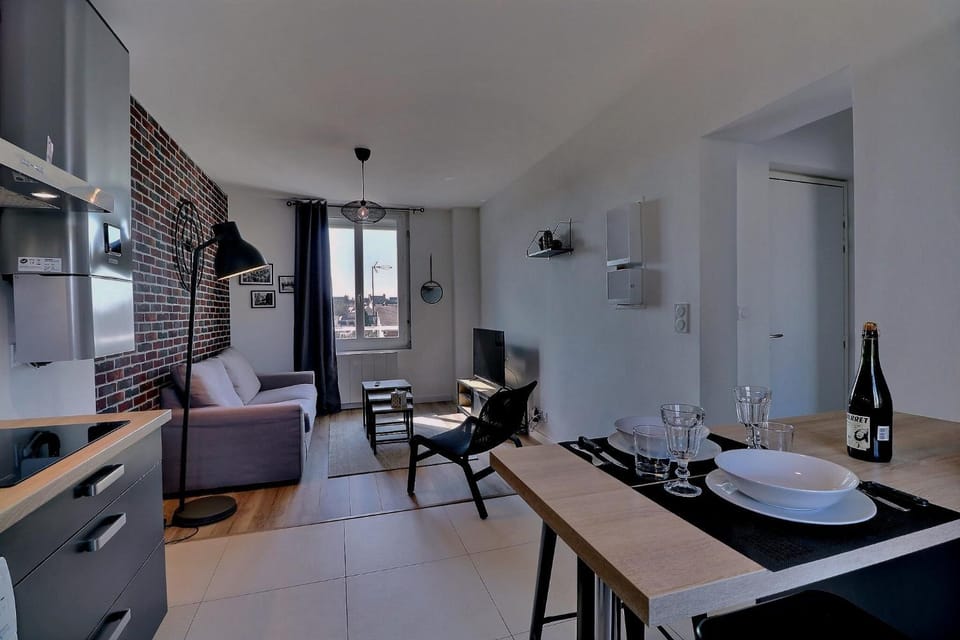 Appartement INDU Centre ville de VITRÉ Apartment in Brittany