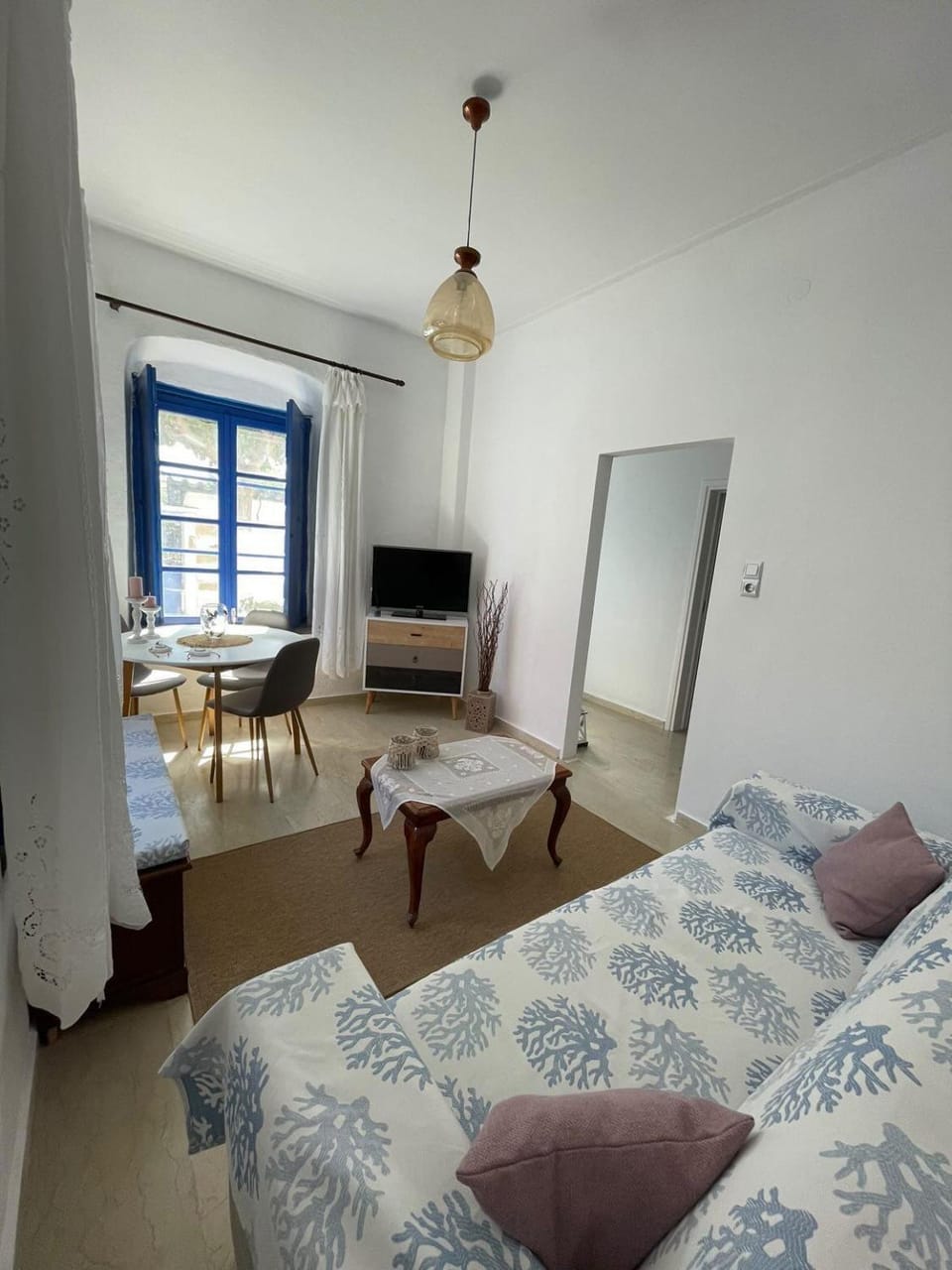 TV and multimedia, Living room