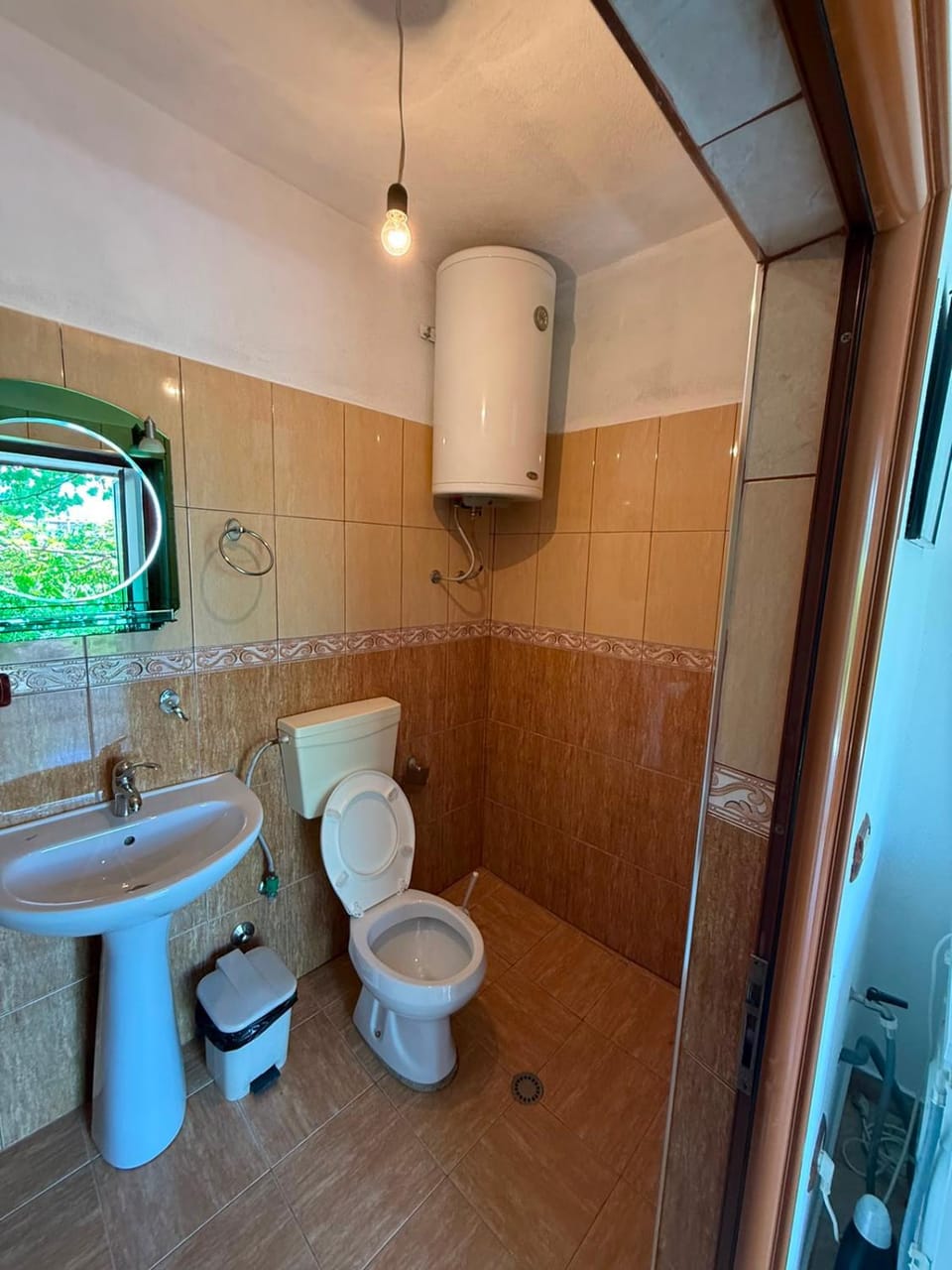 Toilet, Bathroom