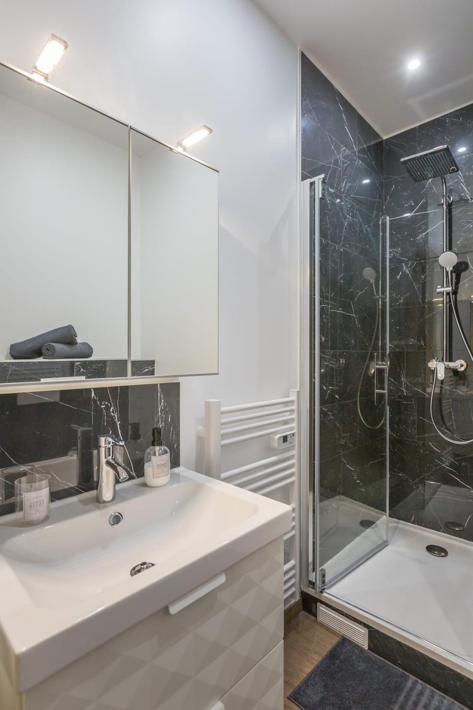 L'Orchidée : Studio proche RER B - Cachan Apartment in Île-de-France