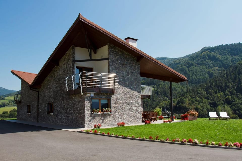 Uzturre - baskeyrentals Apartment in Basque Country