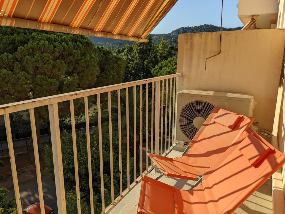 superbe t2 proche des plages et des commerces Apartment in Hyères