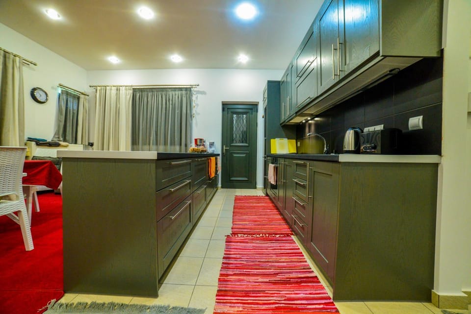 Giorgos’s Luxury Apartment. House in Leonidio