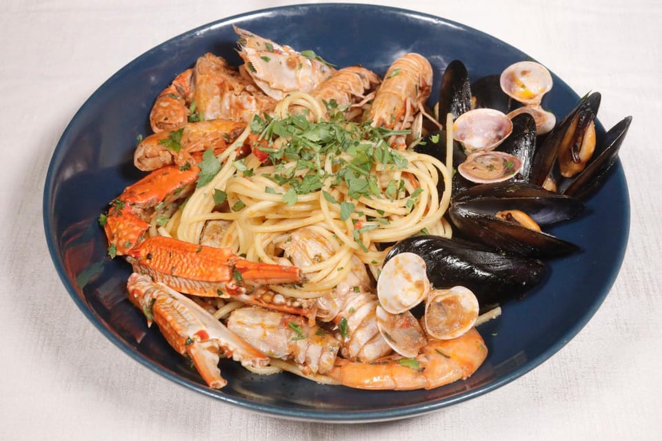 Restaurant/places to eat, Food and drinks, Food, Lunch, Dinner