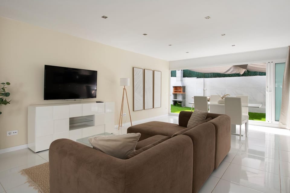 PLAYA a 3 minutos Parking barbacoa Apartamento en Castelldefels Apartment in Garraf