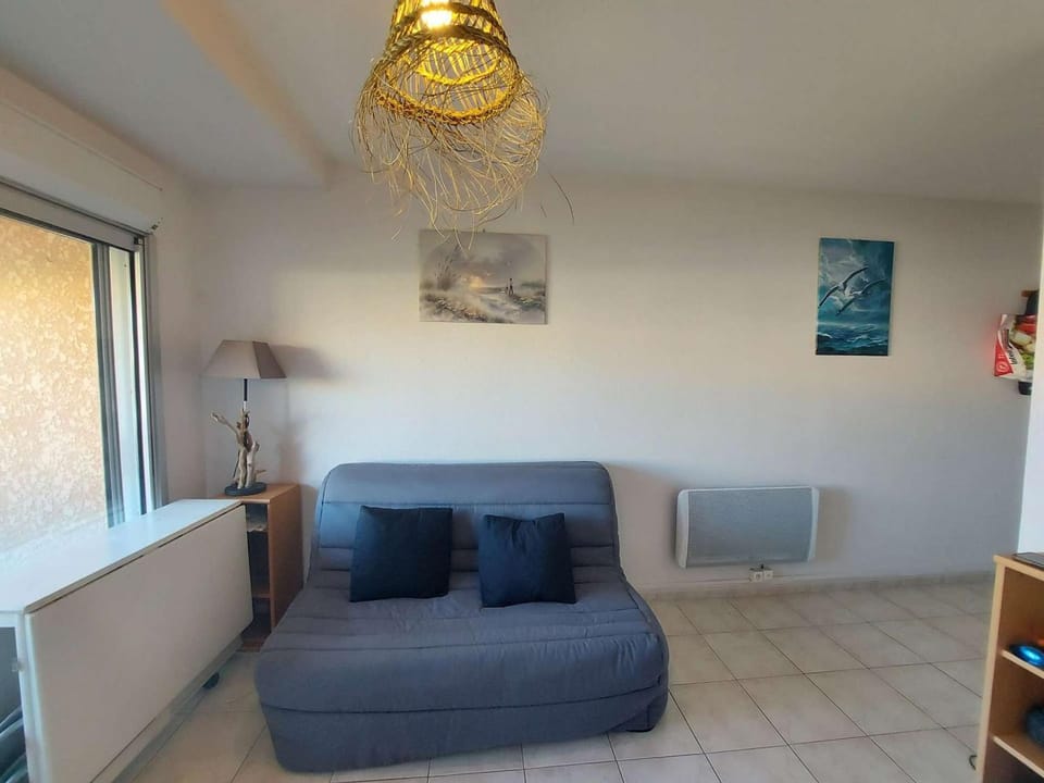 Studio cabine 4 pers, parking privé et piscine - FR-1-326-774 Cabin in Marseillan
