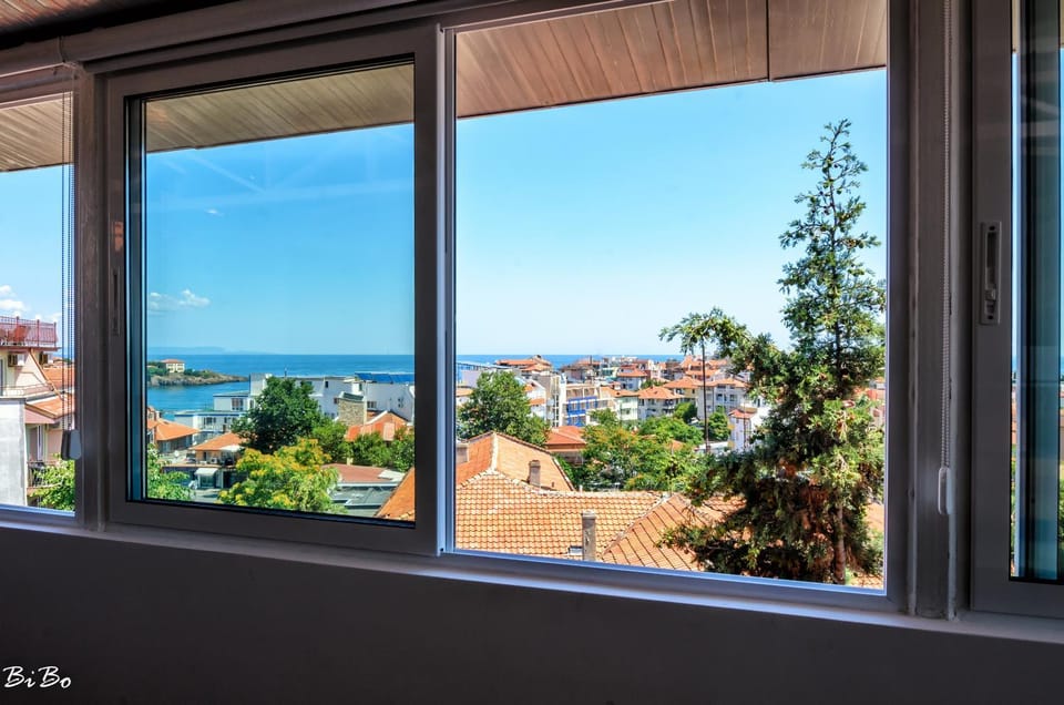 City view, Landmark view, Sea view