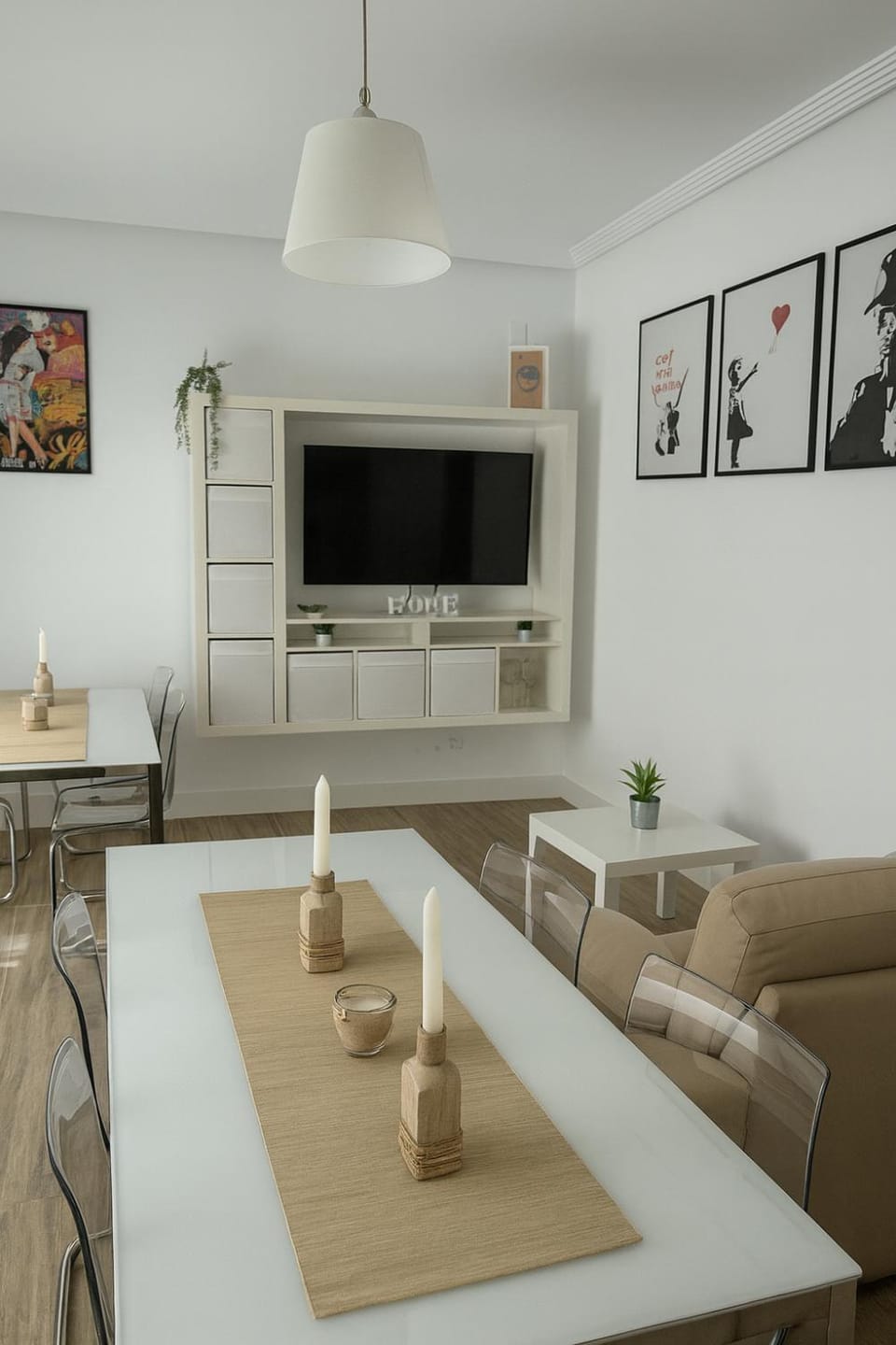 TV and multimedia, Living room, Dining area