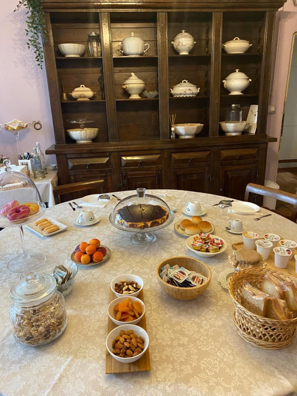Food, Breakfast, Buffet breakfast, Drinks