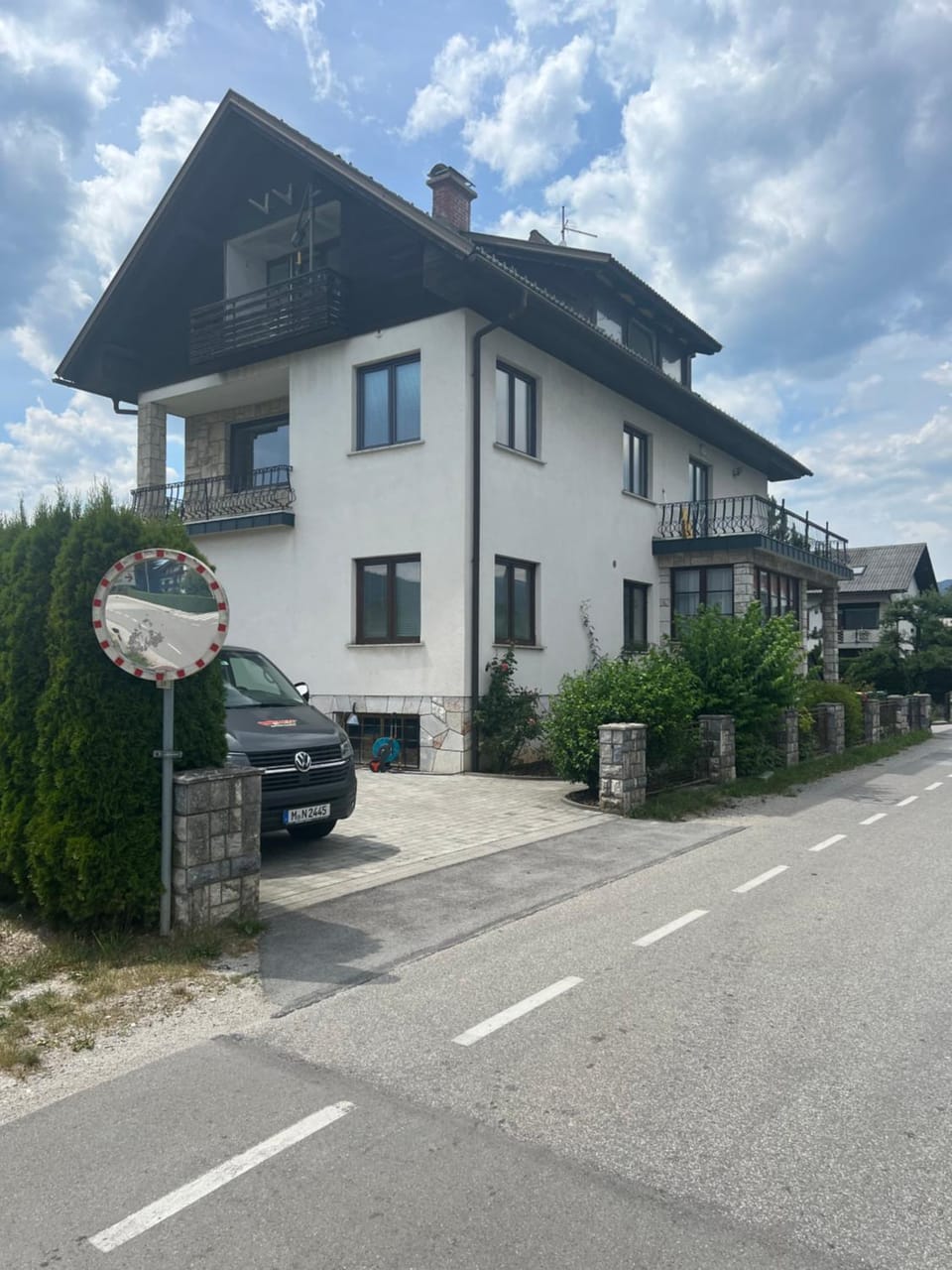 Property building, Facade/entrance