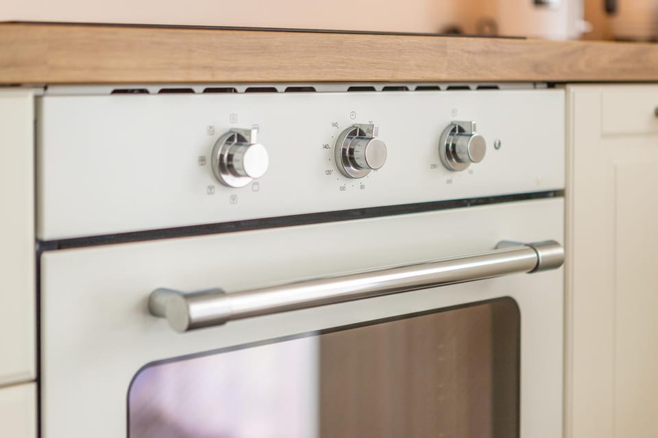 pet friendly, stove