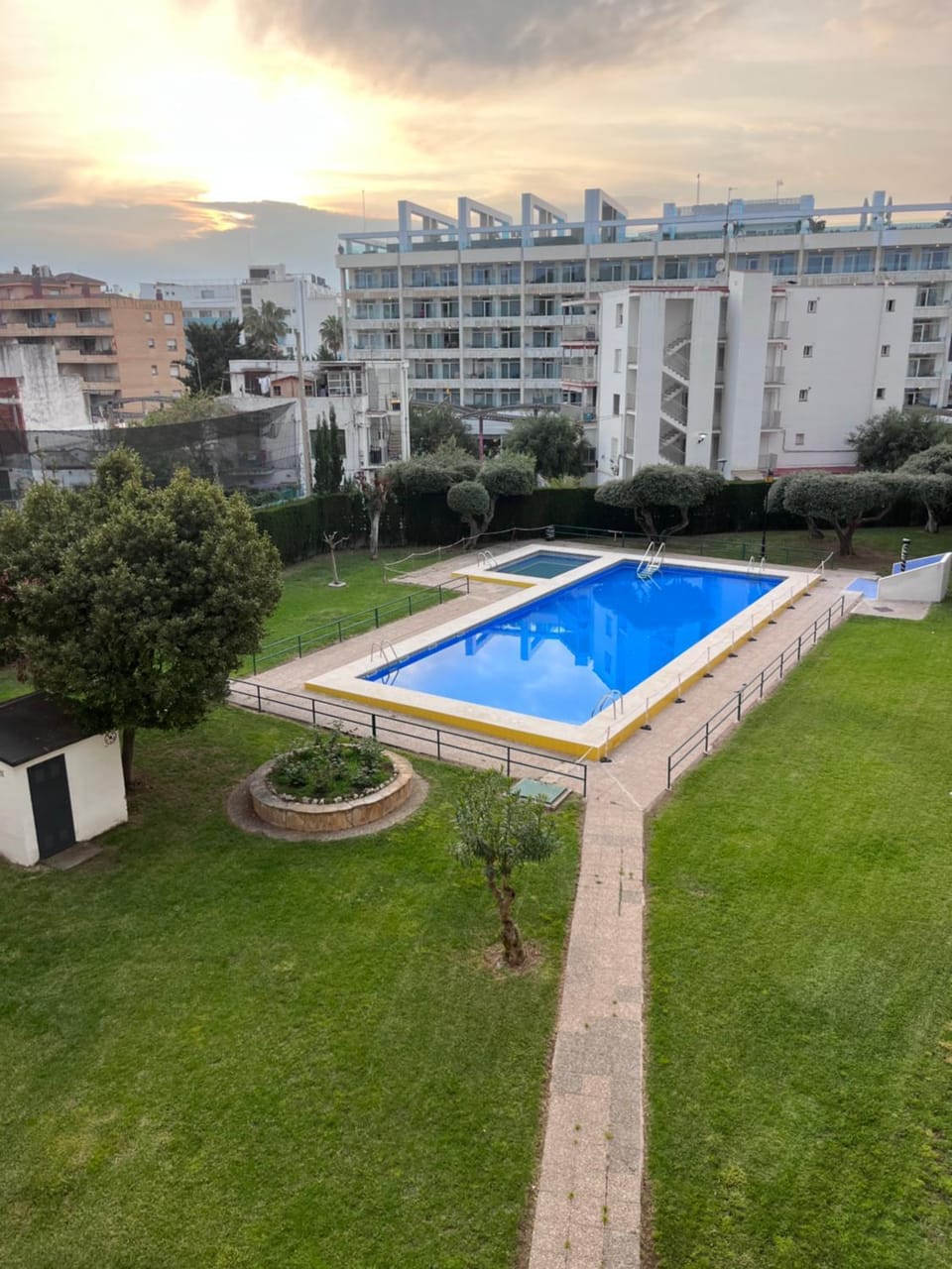 Pool view, Swimming pool