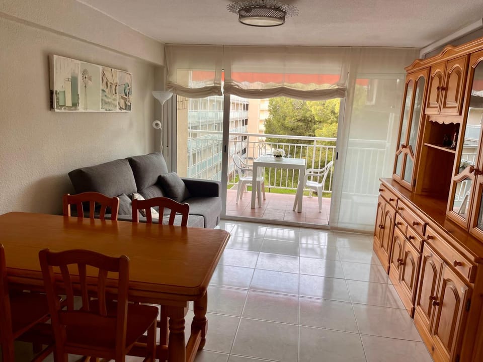 View (from property/room), Balcony/Terrace, Living room
