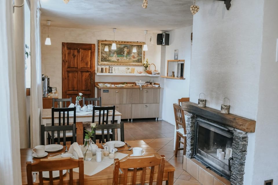 Dining area, flat iron