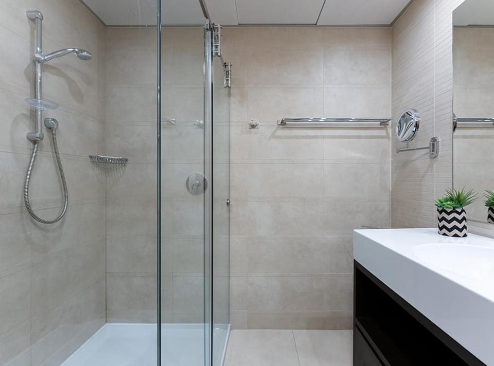 Shower, Bathroom