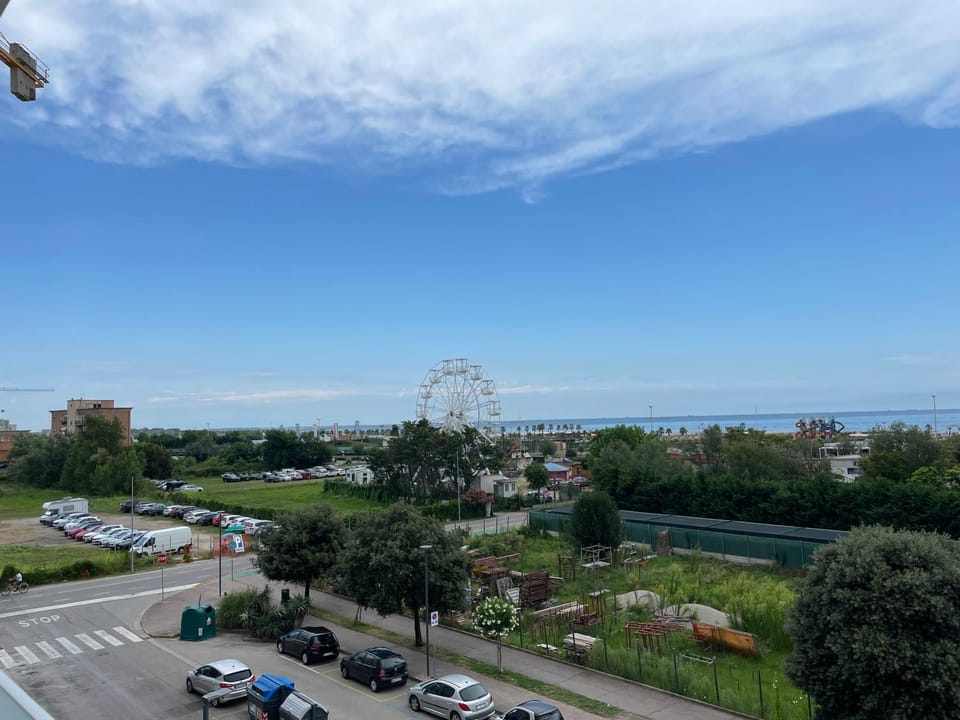 Neighbourhood, Natural landscape, Sea view
