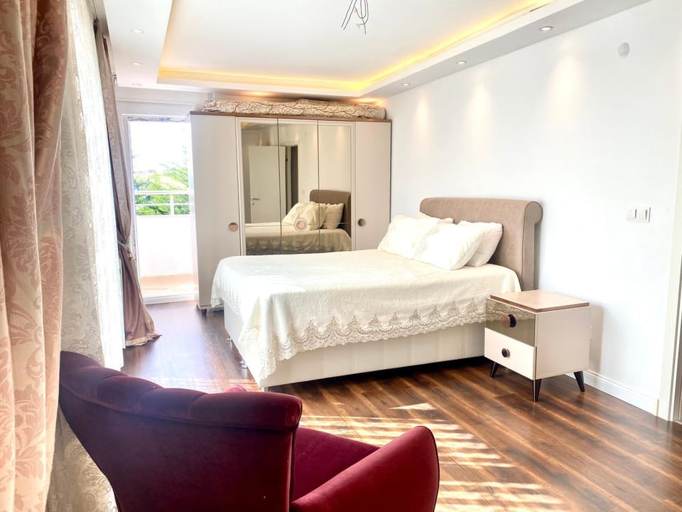 Wonderful Villa Airport 5 minutes Bed and Breakfast in İstanbul Province