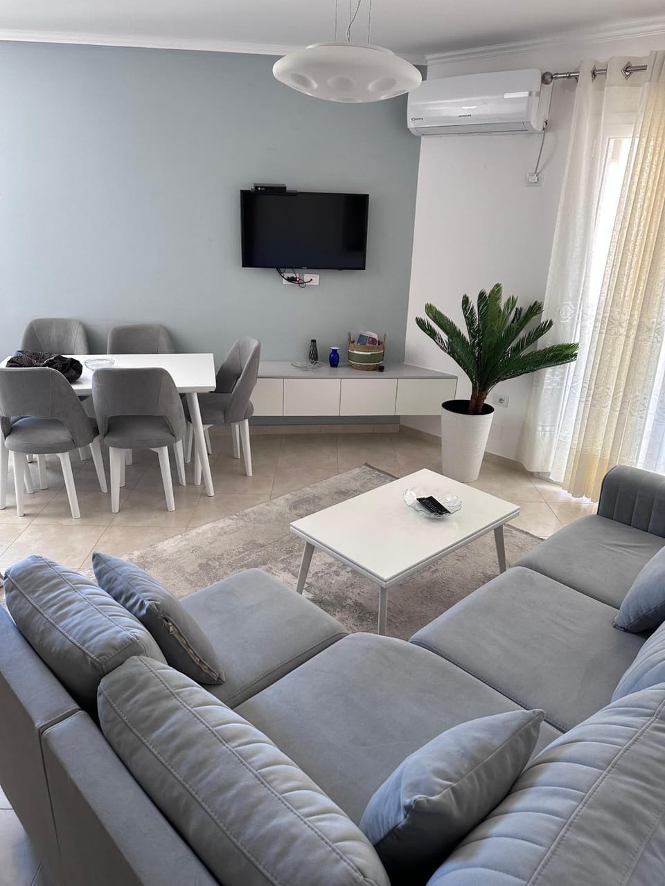 Lungo Mare//newly furnished 2+2 apartment Apartment in Vlorë