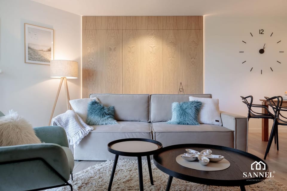 Living room, Decorative detail, Decorative detail, Seating area, On site