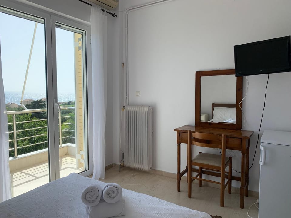 Philoxeni Akti Bed and Breakfast in Peloponnese, Western Greece and the Ionian