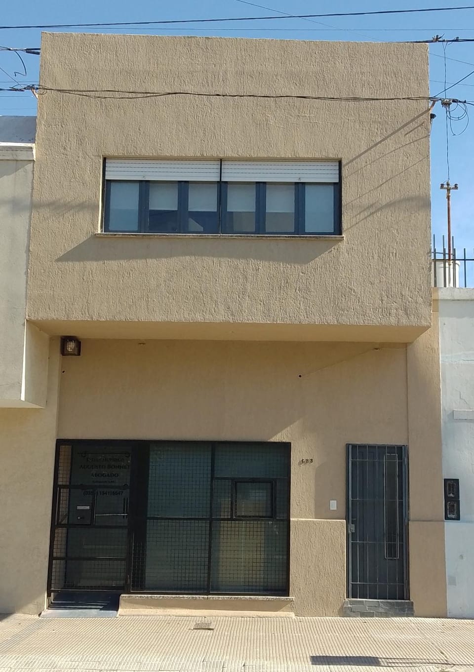 Facade/entrance