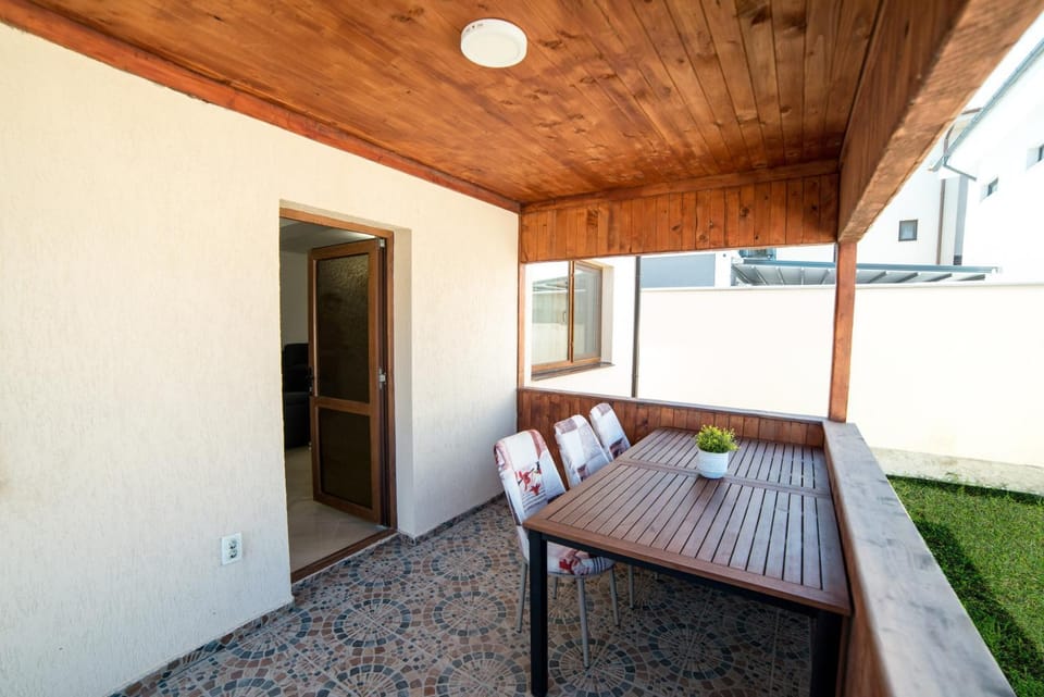 Patio, Balcony/Terrace