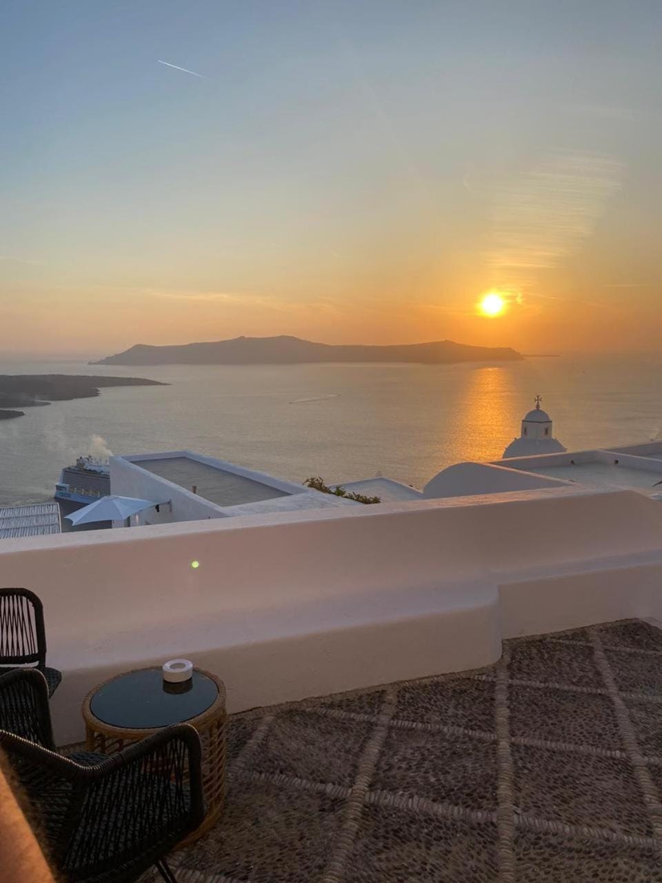 Anemos Family Suites Apartment in Thera