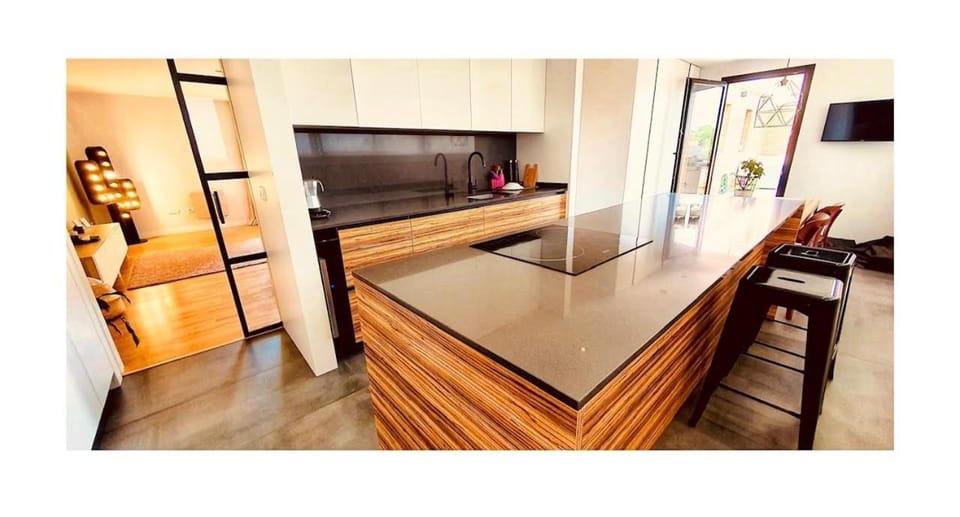 Lovely penthouse condo with pool Apartment in Valencian Community