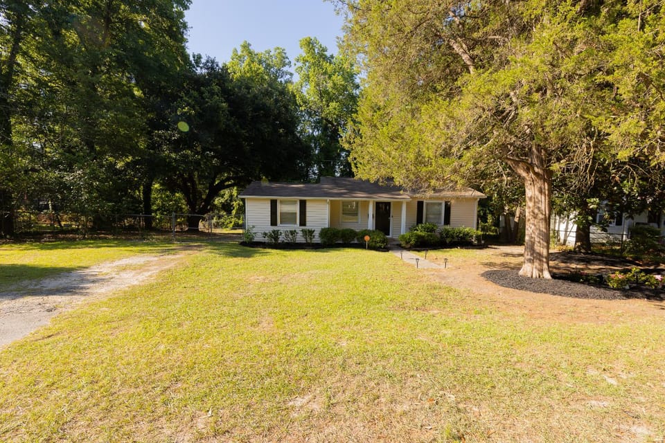 Property building, Garden