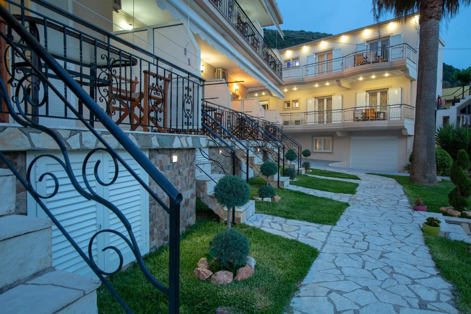 Property building, Garden