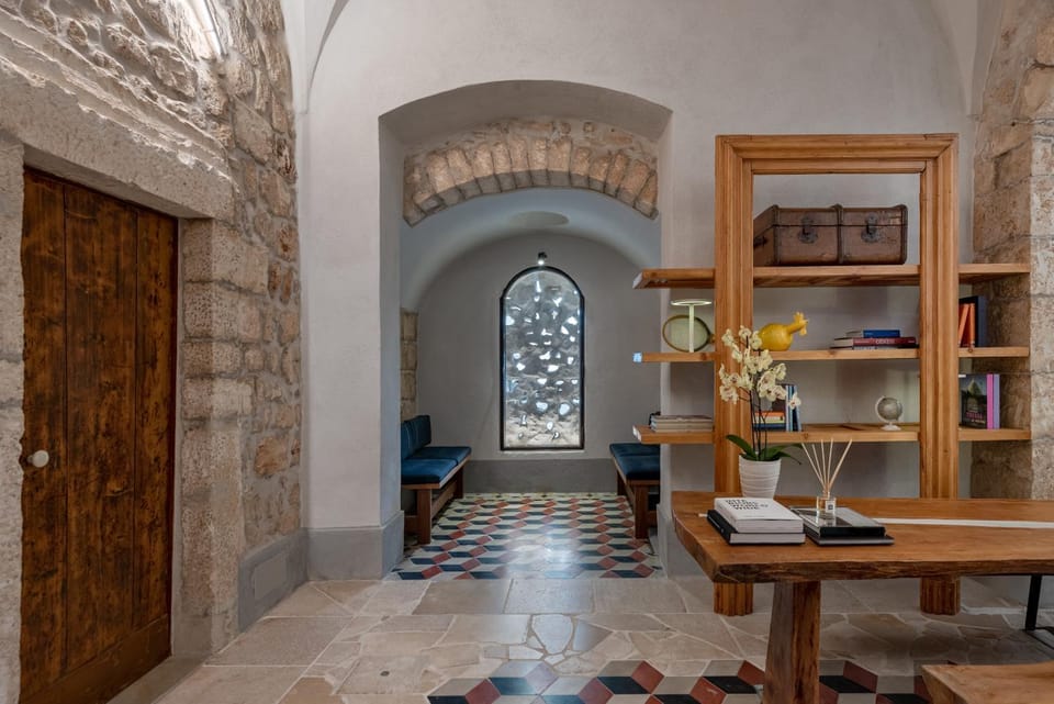 Lobby or reception, Area and facilities