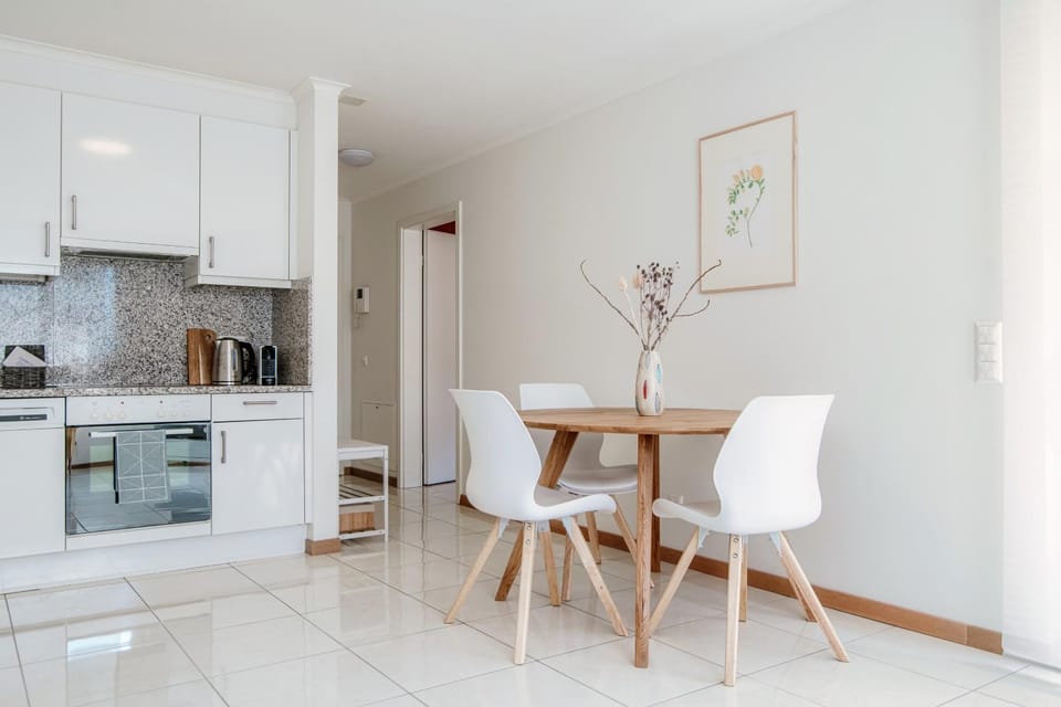 Minusio Apartment by Quokka 360 - Stylish and Bright Stay with Private Balcony Apartment in Locarno