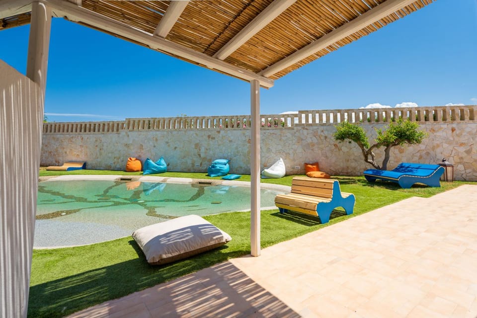 Garden, Swimming pool