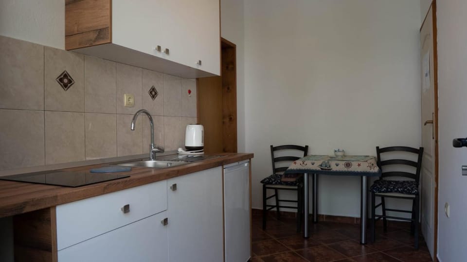 B & M Apartments Apartment in Kotor Municipality