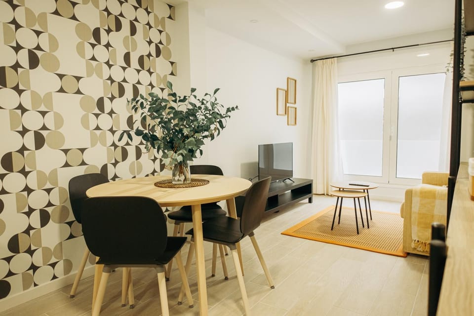TV and multimedia, Living room, Dining area