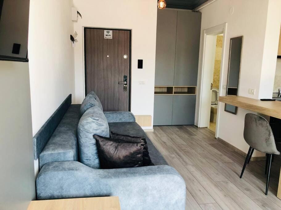 DXN Luxury Studio Apartment in Constanța County