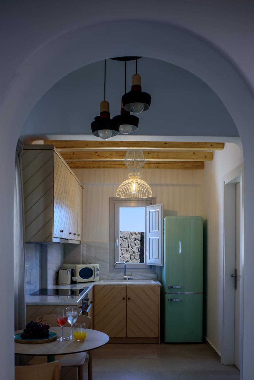 Kitchen or kitchenette, minibar, pet friendly, stove