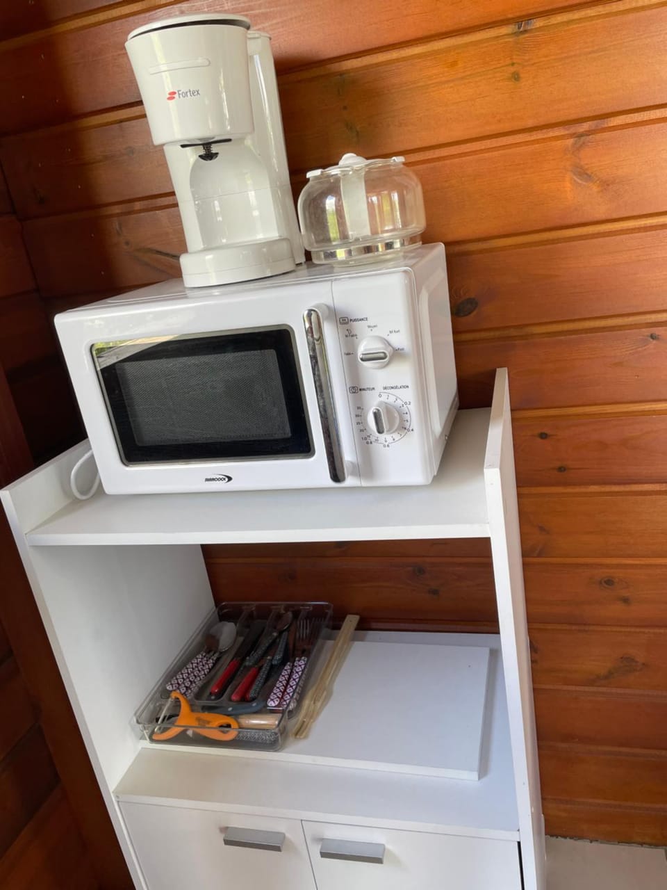 Coffee/tea facilities, minibar