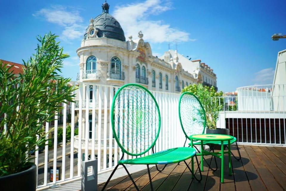 Balcony/Terrace, Swimming pool