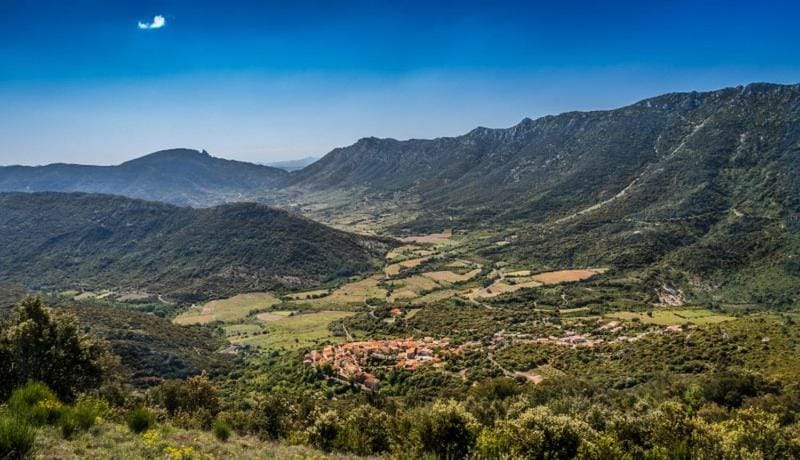Gîte XL Familles et groupes Duilhac sous Peyrepertuse Hostel in Occitanie