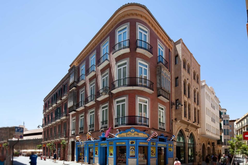 Property building, Facade/entrance