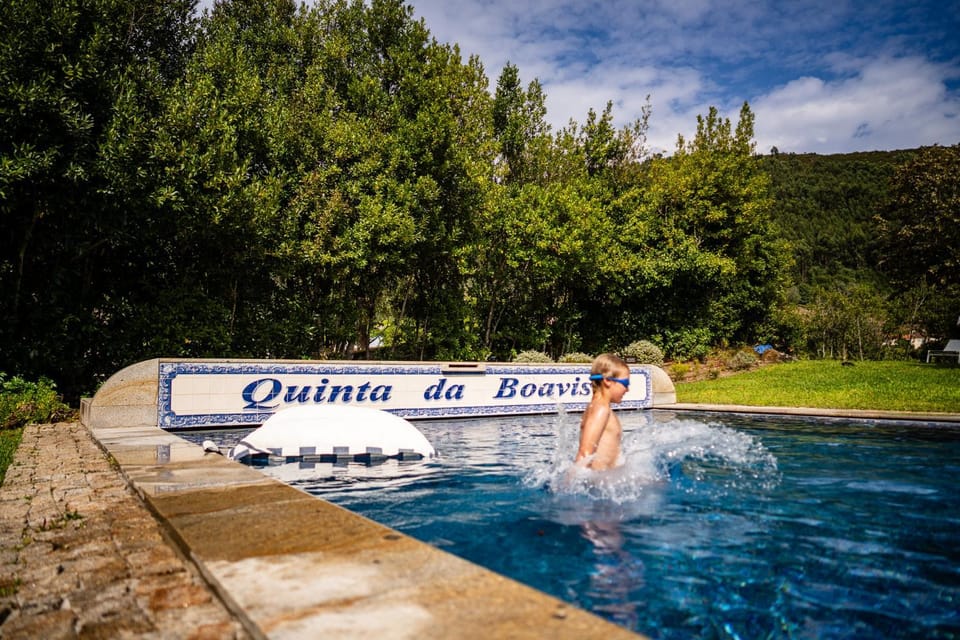 Day, Natural landscape, Summer, Pool view, Swimming pool, children, babysiter