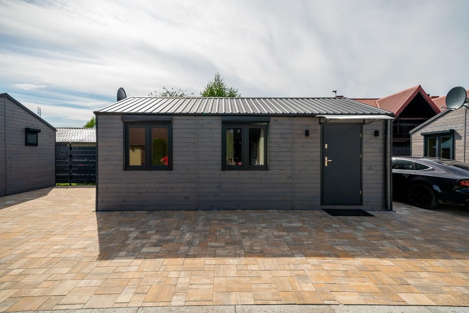 Domki Letniskowe Zacisze Łeba House in Leba